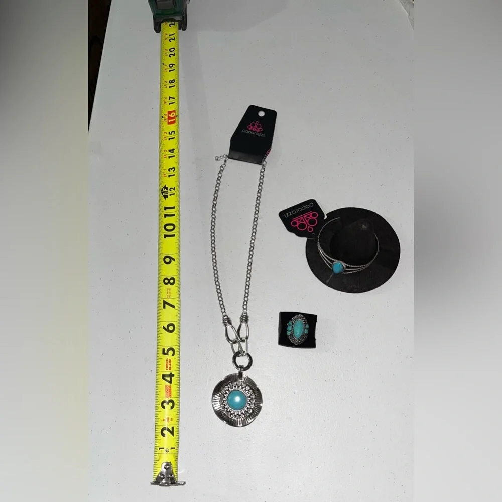 NWT Paparazzi Silver & Turquoise Bundle of 3 Necklace / Bracelet / Ring - Picture 3 of 5